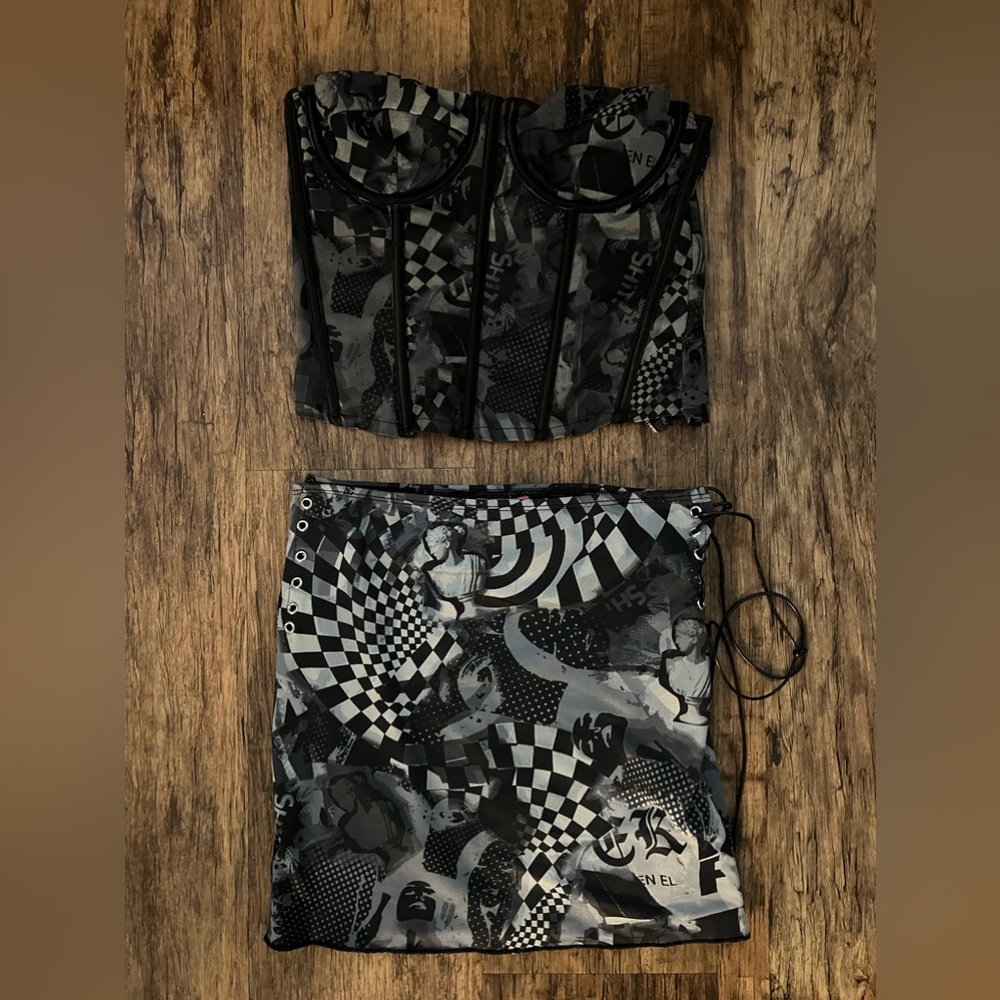 Two piece set, corset and skirt, Edikted size small